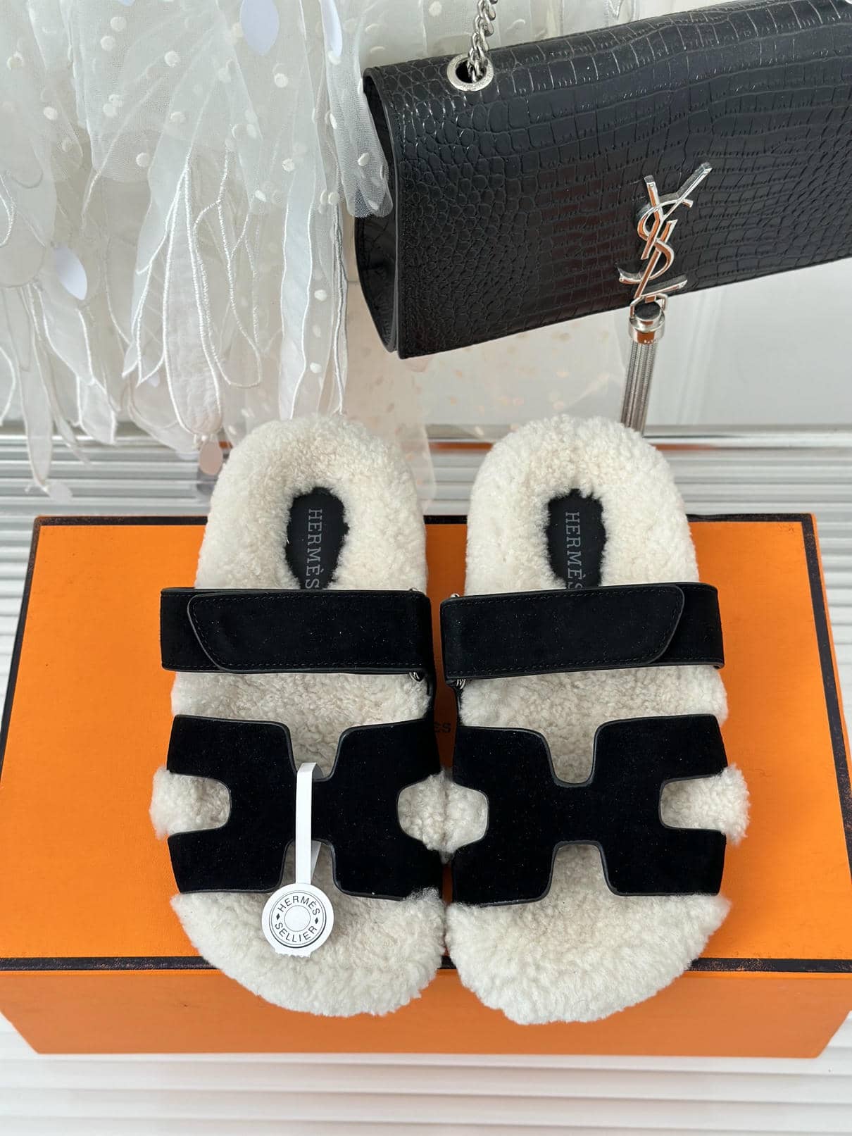 Hermès fur slippers-1